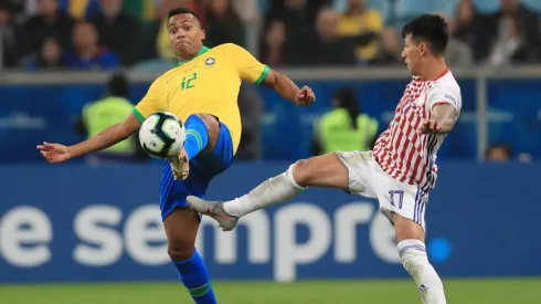 Brasil es el puntero exclusivo, pero se enfrenta a otro invicto.