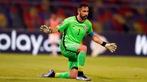 Claudio Bravo y su llamado tajante contra el coronavirus.