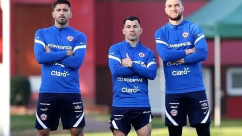 Maripán, Medel y Sierralta pueden ser titulares ante Bolivia.