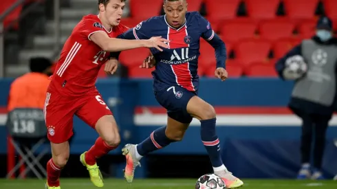 Mbappé enfrentando al Bayern Munich en Champions League