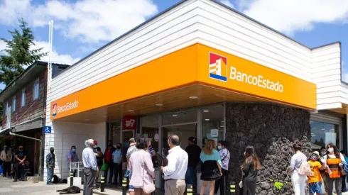 La placa puede ser solicitada en las sucursales de BancoEstado o en su página web oficial.