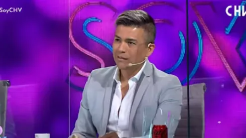 El cantante participó como jurado en el programa de Talentos.