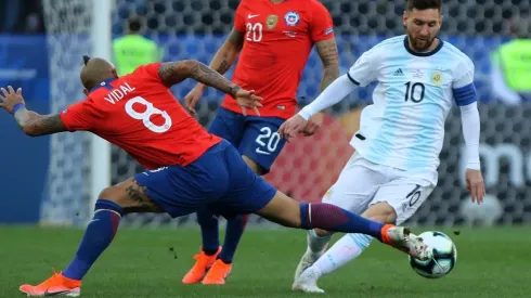 Arturo Vidal volverá a encontrarse con Lionel Messi en un choque entre Chile y Argentina por Copa América