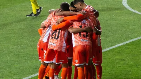 Cobreloa sufre con 10 casos de coronavirus en el plantel