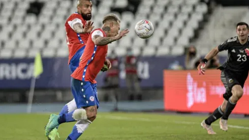 Vargas estuvo atento al rebote en el penal