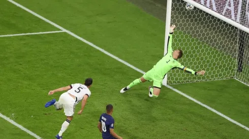 Hummels la metió en su propio arco frente a Francia