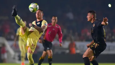 Nico Castillo tuvo un paso para el olvido en el América mexicano