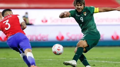 Martins en la jugada del penal contra Chile