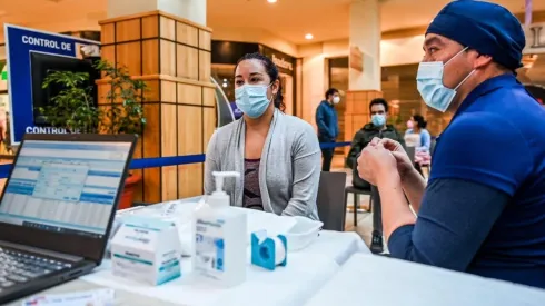 Temuco: Instalan centro de vacunación de primeras dosis Pfizer