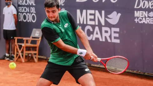 Tomás Barrios avanza en las rondas clasificatorias de Wimbledon.