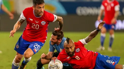 Aránguiz fue una máquina ante Uruguay y se gana los aplausos de Conmebol