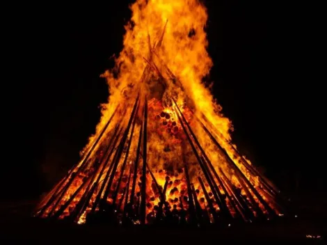 ¿Qué se celebra en la Noche de San Juan?