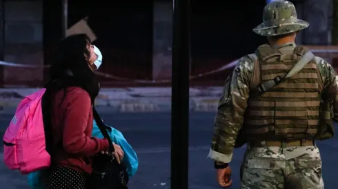 ¿A qué hora inicia el toque de queda este 25 de junio?