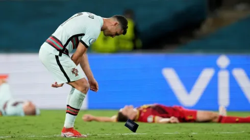 Cristiano Ronaldo se retiró frustrado de la derrota frente a Bélgica.