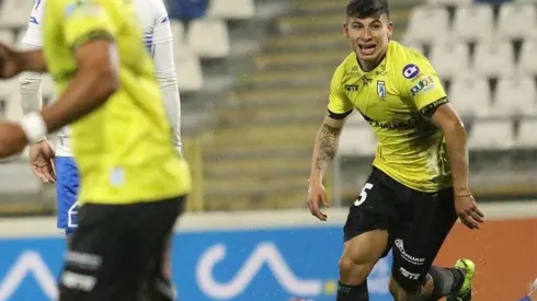 Oroz brilló ante la UC y en Colo Colo lo celebran con todo