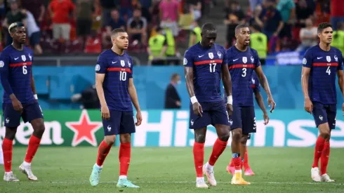 Varane tuvo una fuerte discusión con sus compañeros en Francia