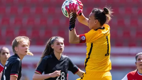 Christiane Endler encabeza la nómina de la Roja femenina para Tokio 2020.