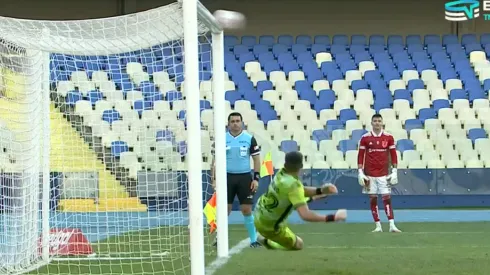 Vial clasificó tras el error de Casanova en la tanda de penales