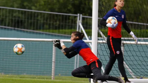 Christiane Endler y Ryann Torrero, el quiebre entre arqueras de la Roja.