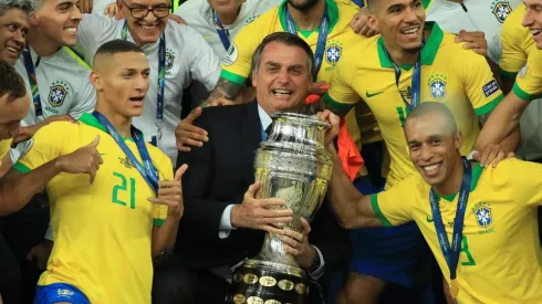 Bolsonaro con la Copa América pasada