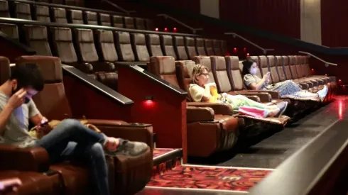 La reapertura de los cines constituye una gran noticia para la industria del entretenimiento.