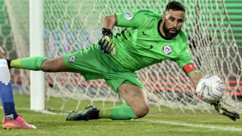 Claudio Bravo adelanta que el retiro está cerca y colgará los guantes en cuanto sienta que no puede aportar.