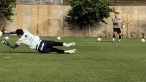 Dituro ya entrena junto a sus nuevos compañeros en España.