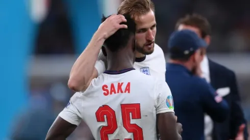 Harry Kane apoyó a sus compañeros