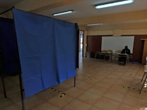 ¿Puedo votar en Apruebo Dignidad si no pertenezco a un partido político?