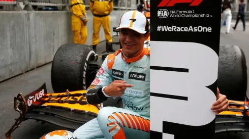 La promesa de McLaren fue atacado por un grupo tras la final entre Italia e Inglaterra en Wembley.