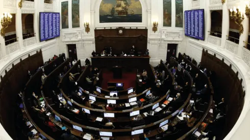 Convención constitucional registra su primer contagio de covid-19