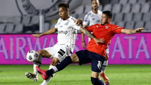 En la ida Santos se hizo fuerte de local y logró quedarse con el triunfo.