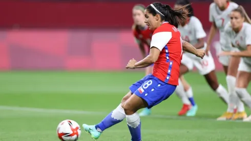 Karen Araya marcó desde los 12 pasos