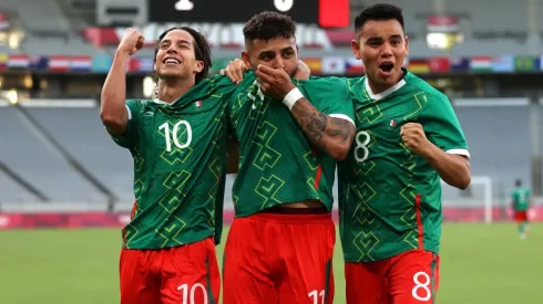 México goléo en su debut por 4-1 a Francia.