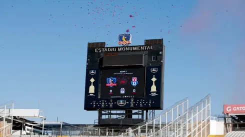 La seguridad del estadio Monumental fue vulnerada.