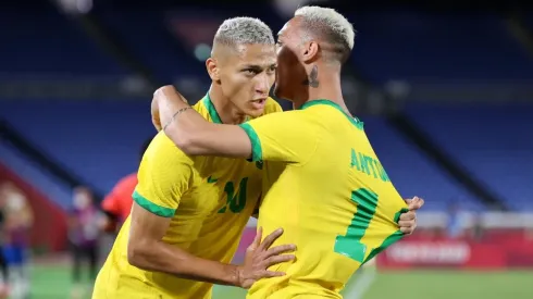 De la mano de Richarlison, Brasil lidera su grupo.    Foto: GettyImages.