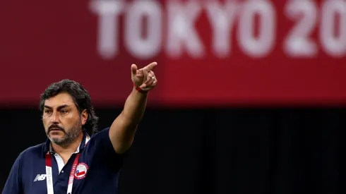 José Letelier tiene garantizada su continuidad como seleccionador chileno femenino