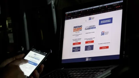 Puedes solicitar el Préstamo Solidario hasta 2 veces en meses distintos, continuos o discontinuos.