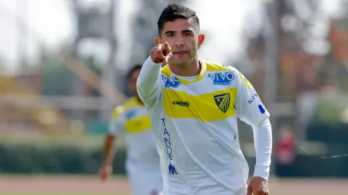 Felipe Flores juega actualmente en Barnechea de la Primera B