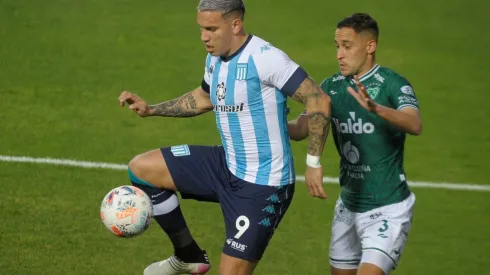 Arias y Mena fueron titulares en nueve victoria de Racing.