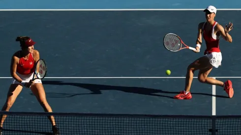 Belinda Bencic y Viktorija Golubic en la final del dobles femenino en Tokio 2020