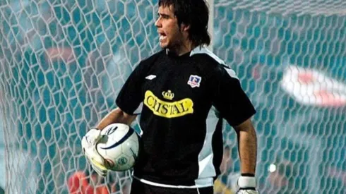 Bravo podría volver a vestir los colores de Colo Colo