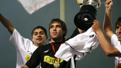 Claudio Bravo dejó Colo Colo hace 15 años y en Macul esperan con ansias su regreso al fútbol chileno