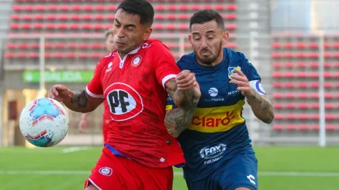 Unión La Calera y Everton se enfrentan este domingo en un choque que definirá el puntero del Campeonato Nacional