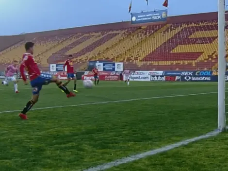¡Para no creer! El insólito autogol de Pavez ante Ñublense
