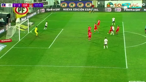 El golazo del Colo Gil para el segundo gol de Colo Colo.