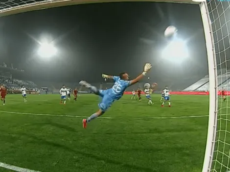 ¡Golazo! Jimmy Martínez anota una joya ante la UC