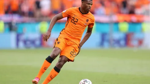 Dumfries fue de los mejores valores de la selección de Países Bajos.