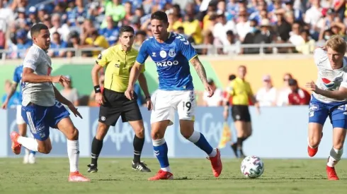 Rafa Benítez ironizó para referirse a la situación de James Rodríguez en el Everton