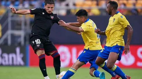 Tomás Alarcón debutó en La Liga y fue importante para el Cádiz.